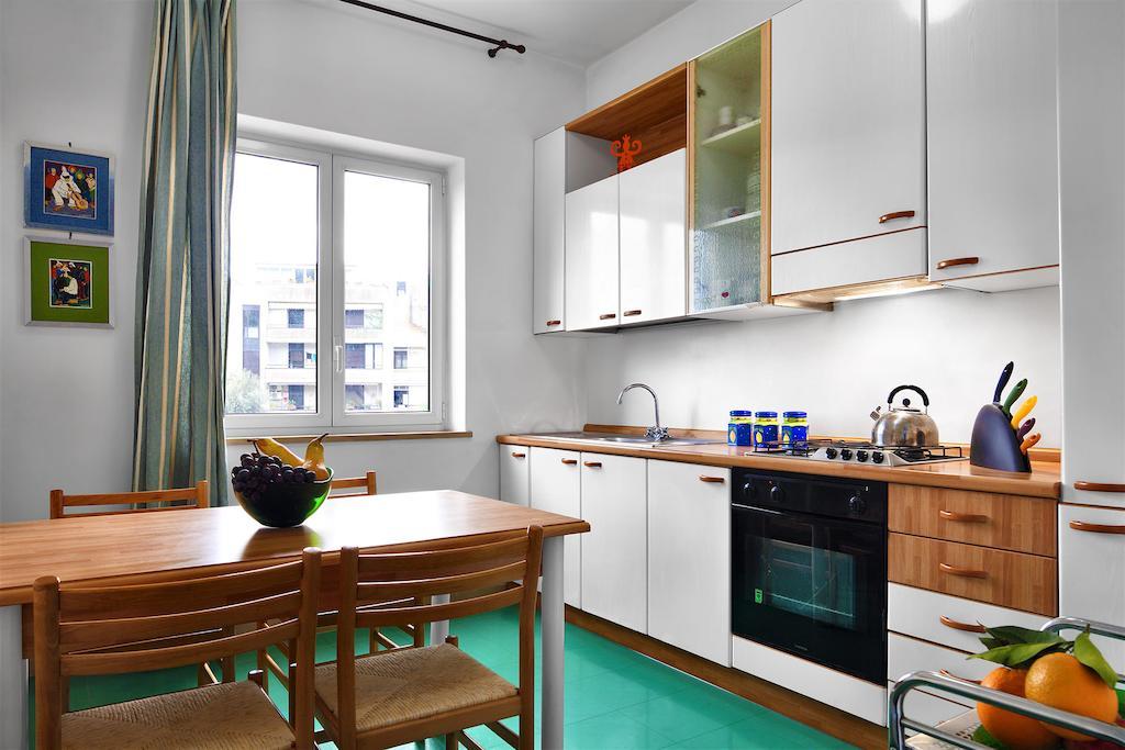 Caruso 1 By Villasandco Rentalsorrento Room photo